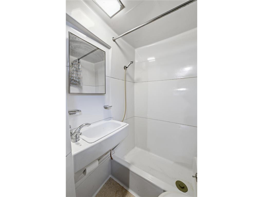 5625 Hillsview Road Brooklyn Center MN 55430 7100646 image28