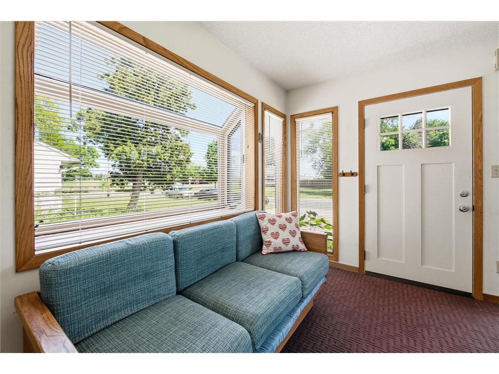 5625 Hillsview Road Brooklyn Center MN 55430 7100646 image3
