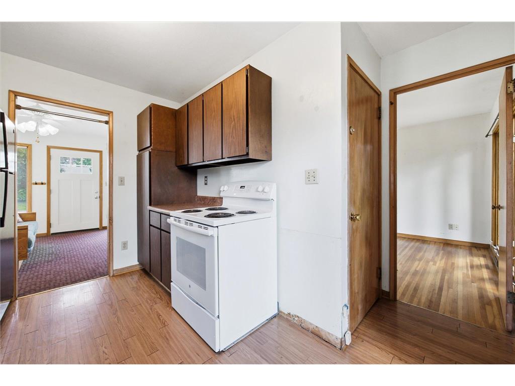 5625 Hillsview Road Brooklyn Center MN 55430 7100646 image9