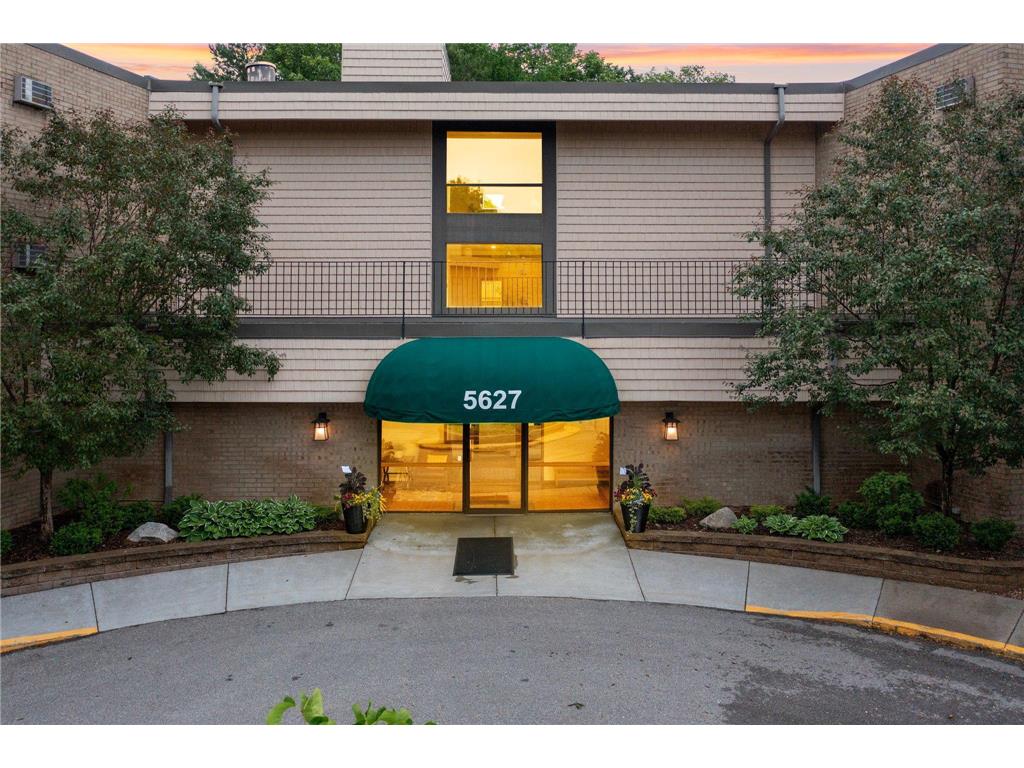 5627 Green Circle Drive #216 Minnetonka MN 55343 6534028 image1