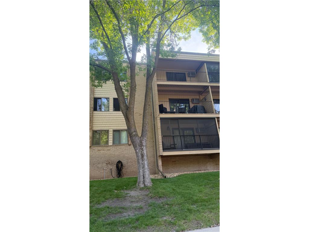 5627 Green Circle Drive #219 Minnetonka MN 55343 7083697 image2