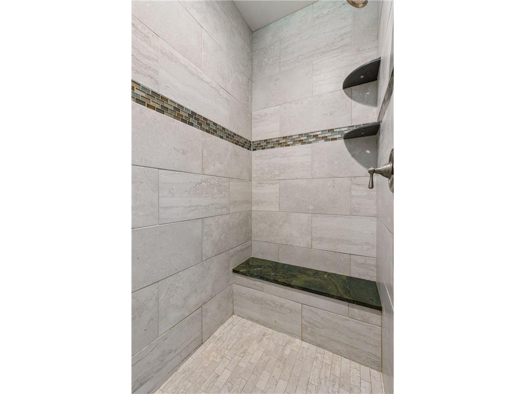 5628 Garden Drive Woodbury MN 55129 7078328 image38