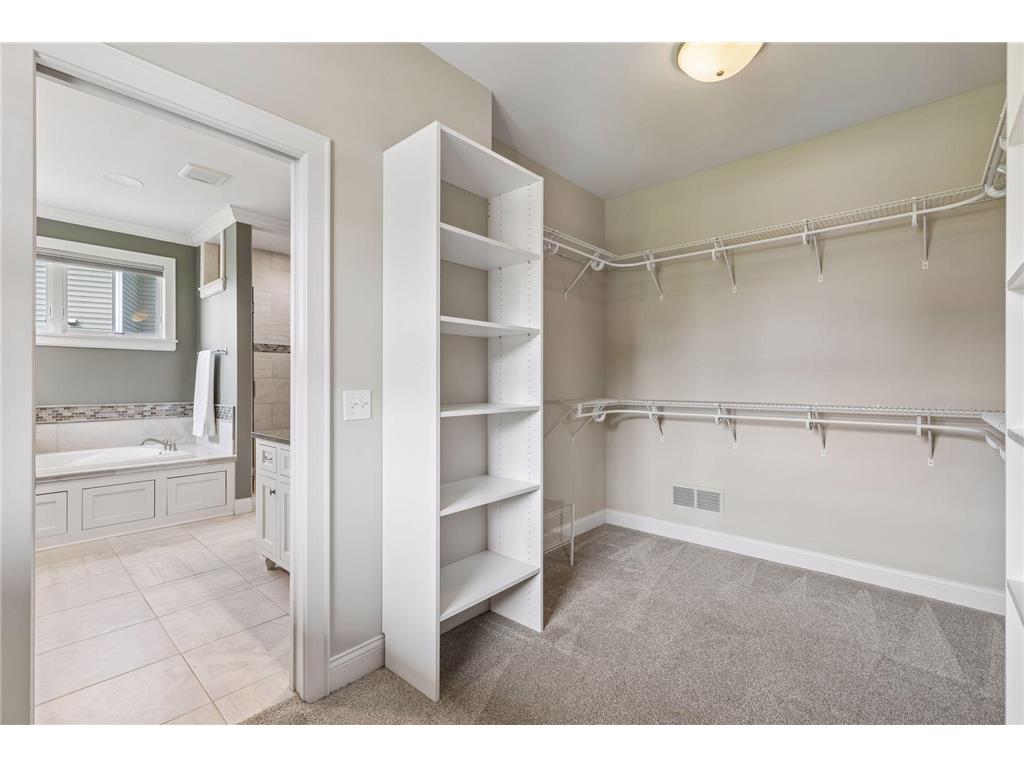 5628 Garden Drive Woodbury MN 55129 7078328 image41