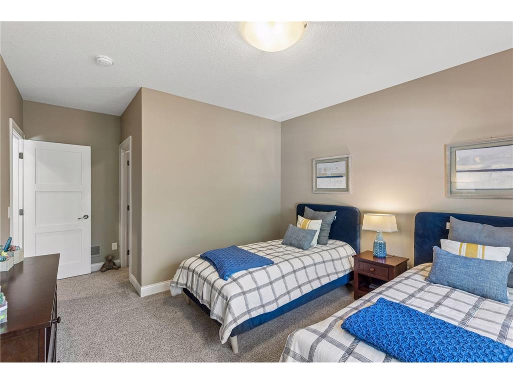5628 Garden Drive Woodbury MN 55129 7078328 image73