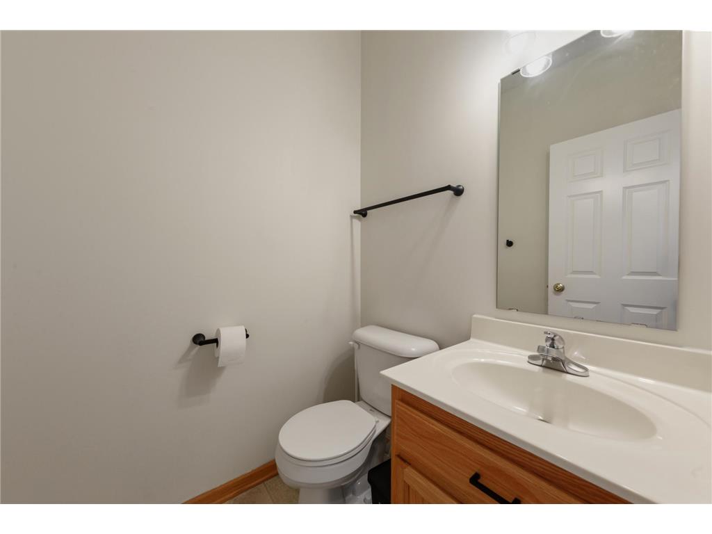 563 Summit Avenue Dundas MN 55019 6811192 image29