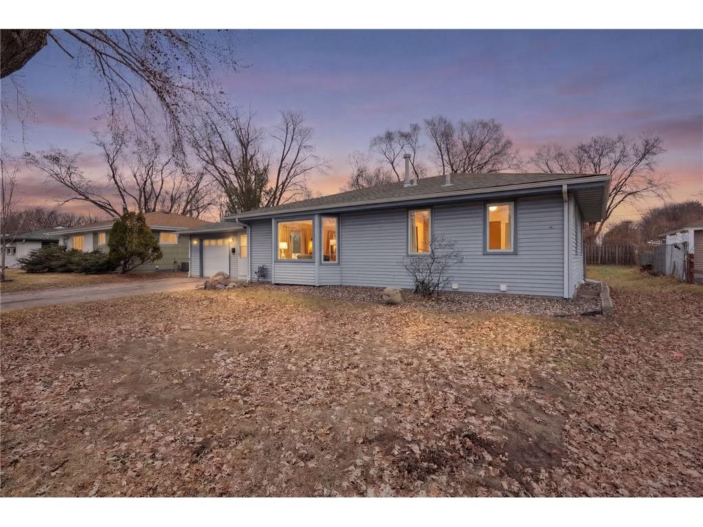 5631 6th Street NE Fridley MN 55432 7034749 image1