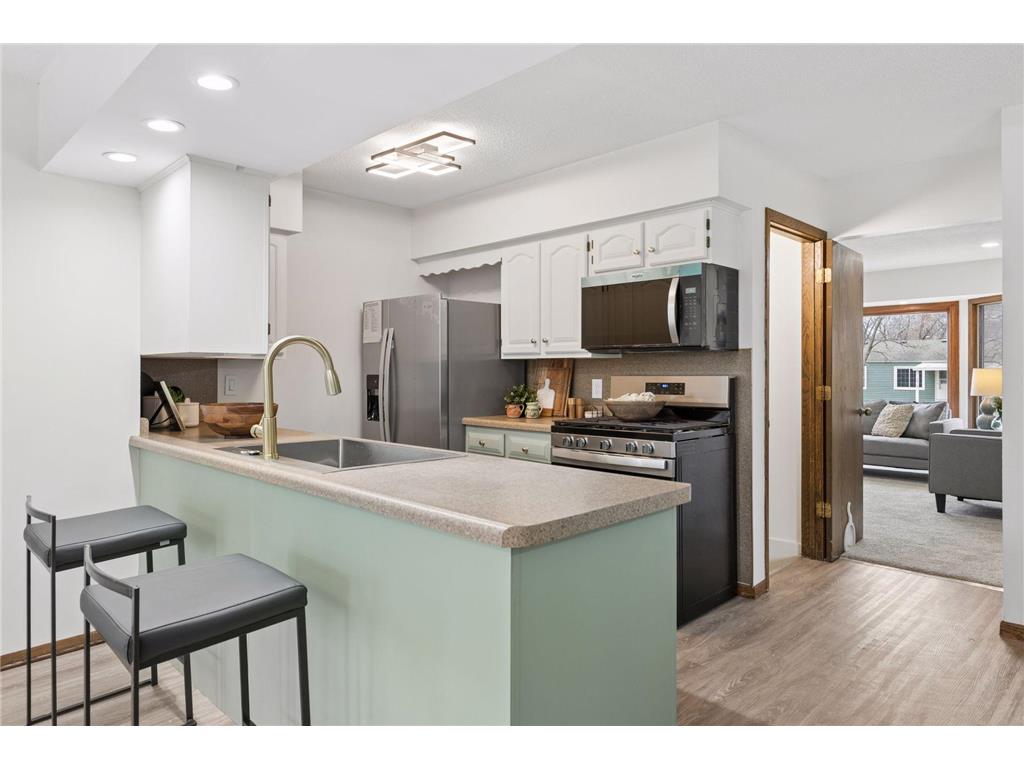 5631 6th Street NE Fridley MN 55432 7034749 image14