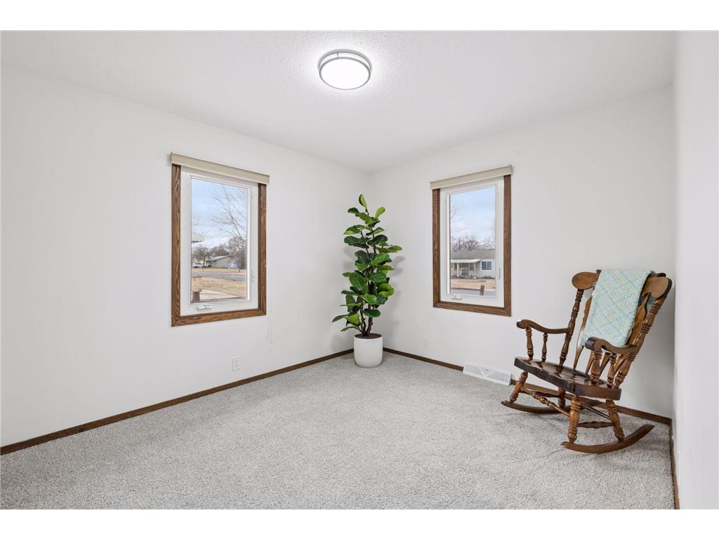 5631 6th Street NE Fridley MN 55432 7034749 image23