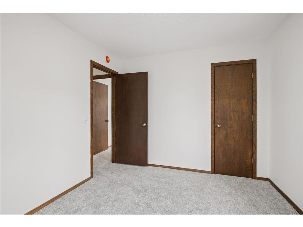 5631 6th Street NE Fridley MN 55432 7034749 image24