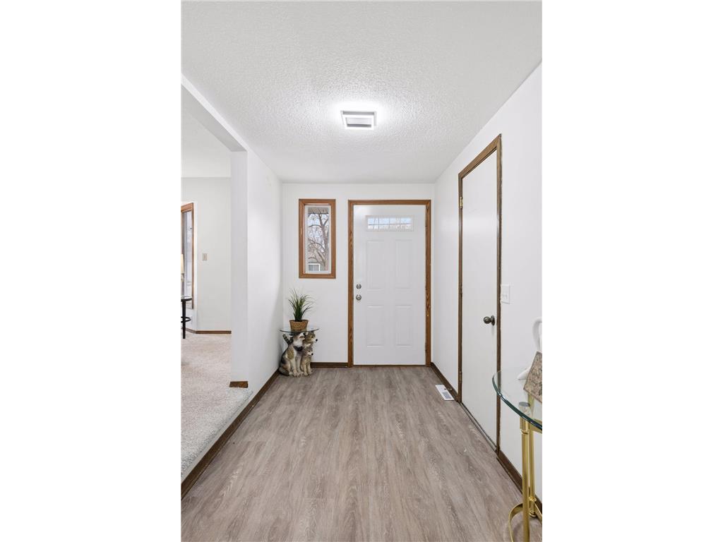 5631 6th Street NE Fridley MN 55432 7034749 image4