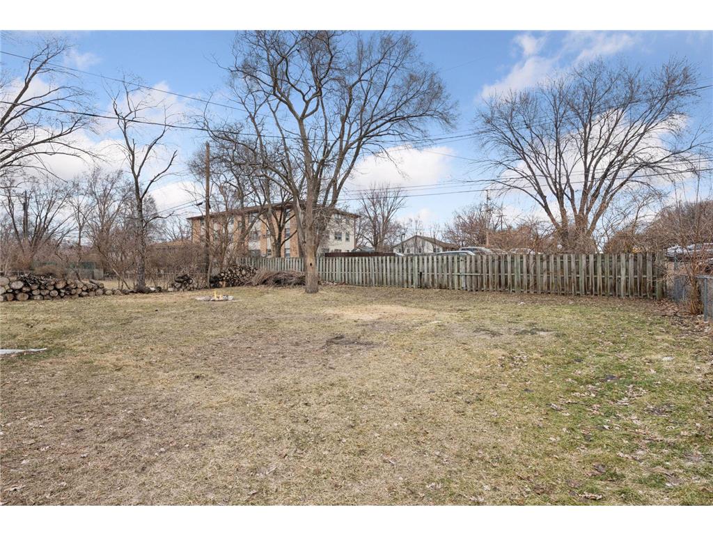 5631 6th Street NE Fridley MN 55432 7034749 image42