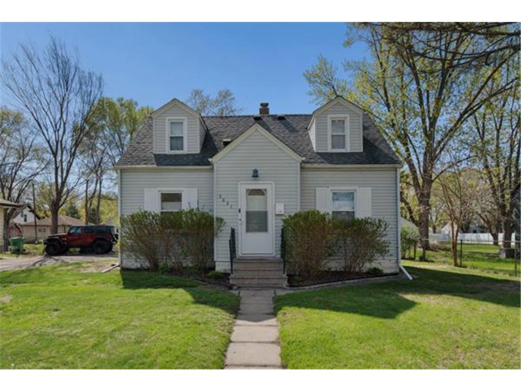 5631 Bryant Avenue N Brooklyn Center MN 55430 7063772 image1