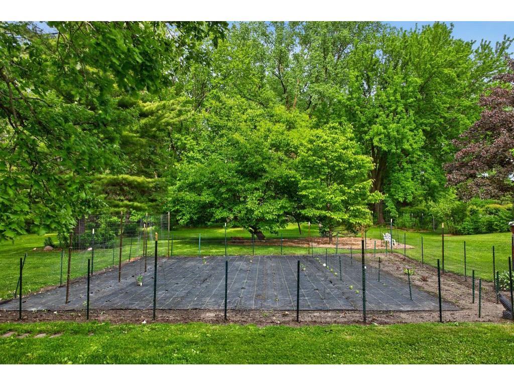 5633 Saint Mary Drive NW Rochester MN 55901 7087165 image64