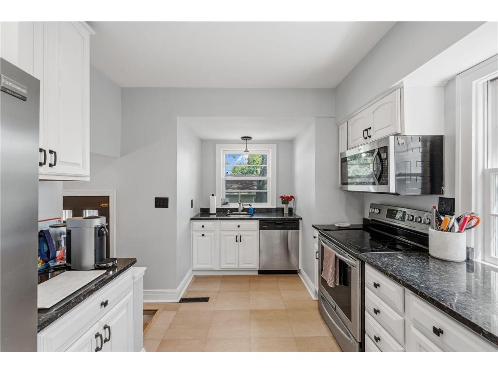 5635 21st Avenue S Minneapolis MN 55417 7094223 image10