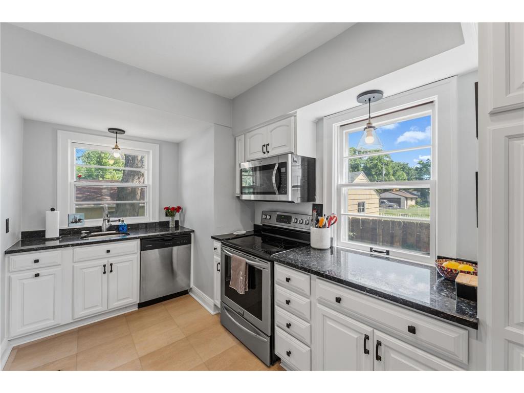 5635 21st Avenue S Minneapolis MN 55417 7094223 image11