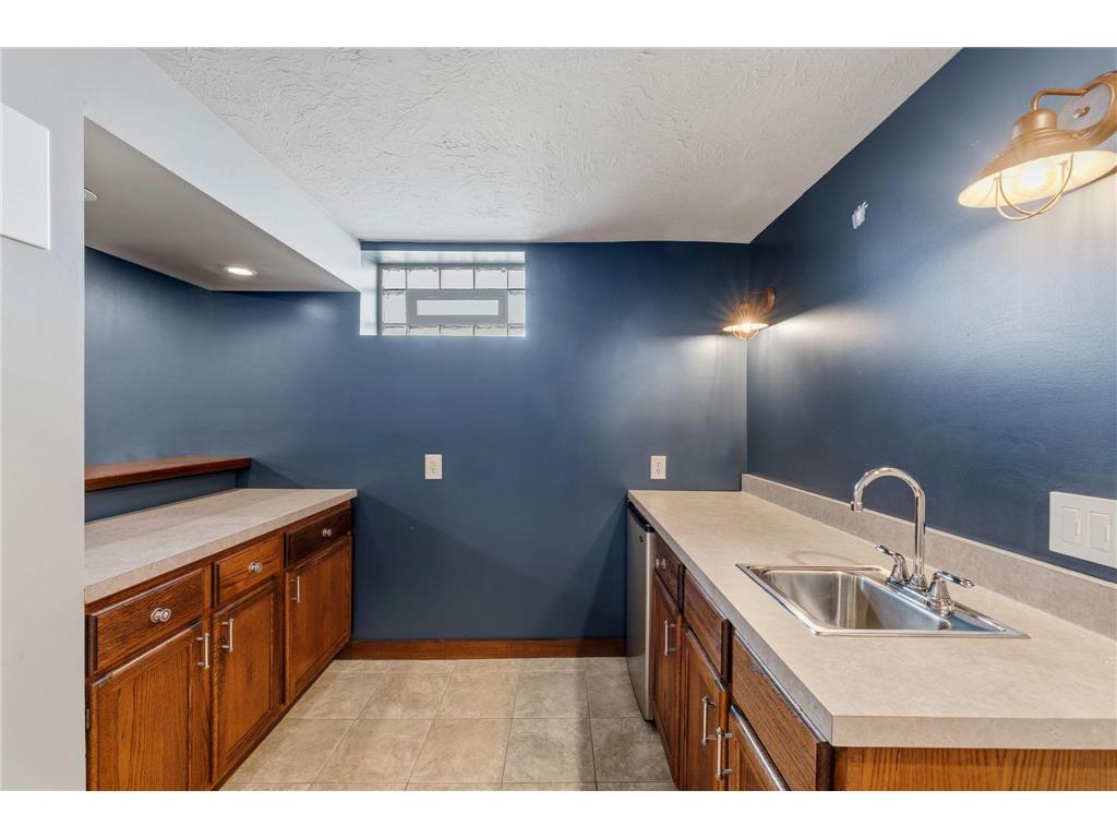 5635 21st Avenue S Minneapolis MN 55417 7094223 image26