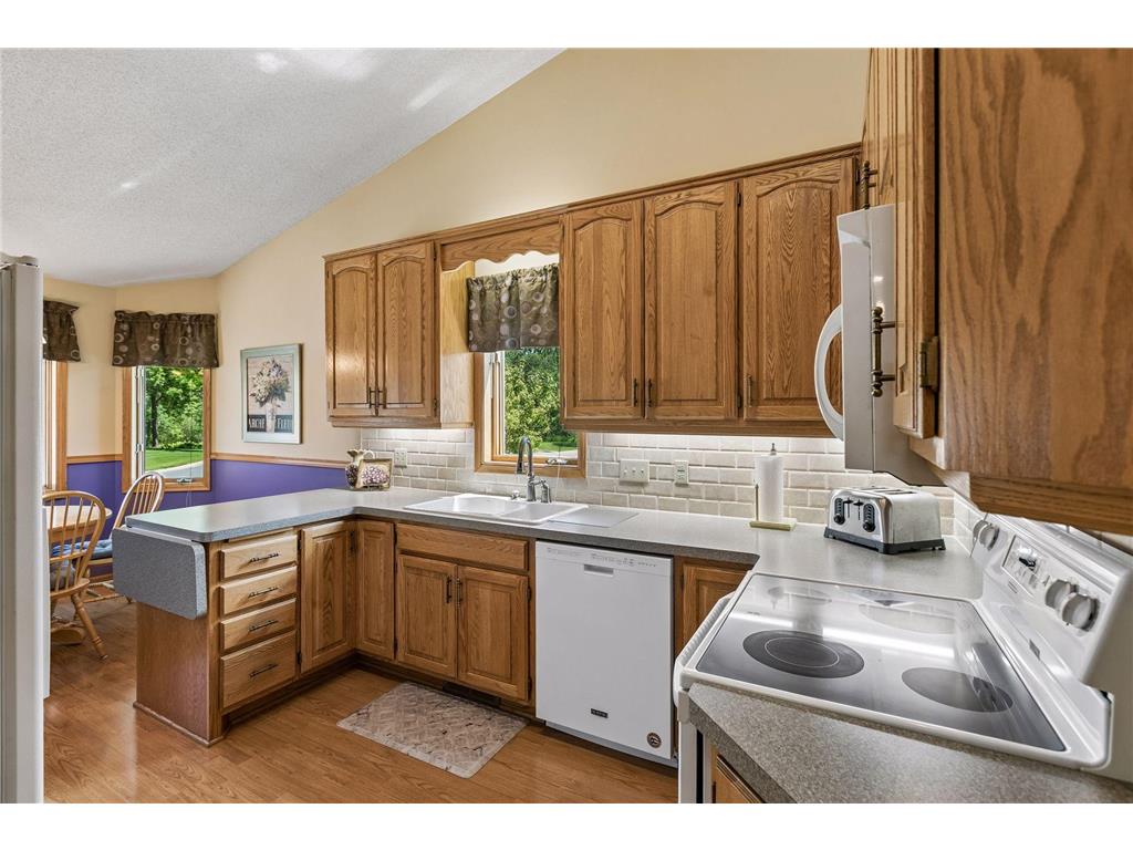 5635 Heather Ridge Court Shoreview MN 55126 7060078 image17