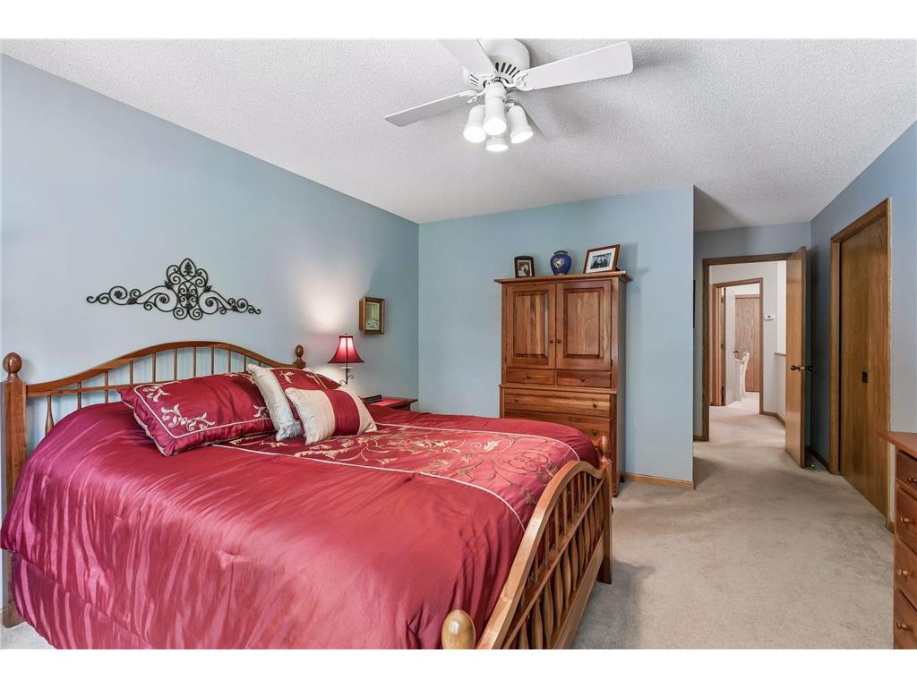 5635 Heather Ridge Court Shoreview MN 55126 7060078 image23