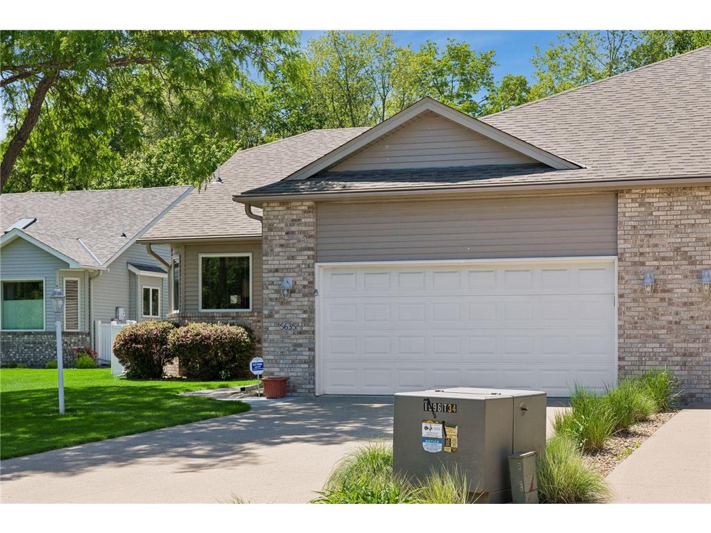 5635 Heather Ridge Court Shoreview MN 55126 7060078 image3