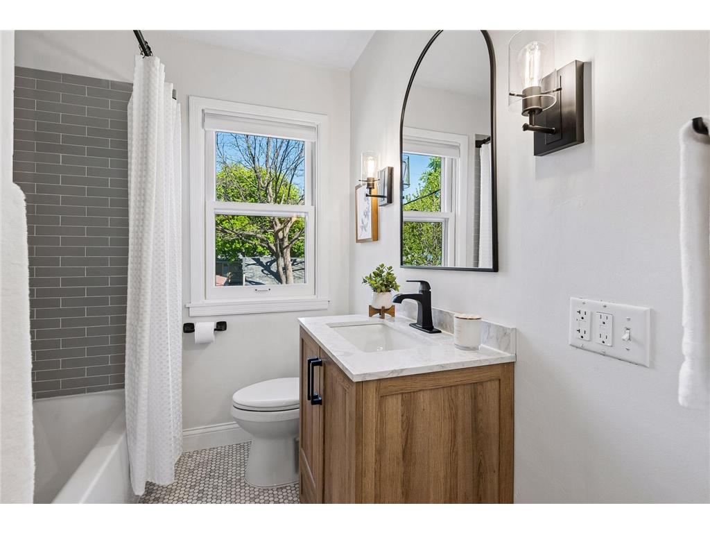 5637 26th Avenue S Minneapolis MN 55417 7065863 image15