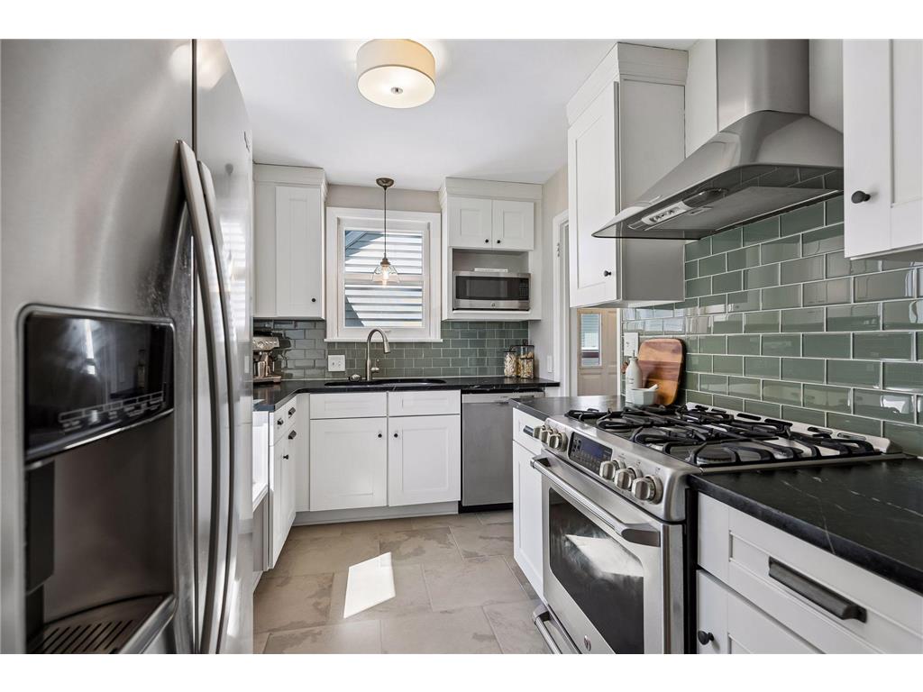 5637 26th Avenue S Minneapolis MN 55417 7065863 image3
