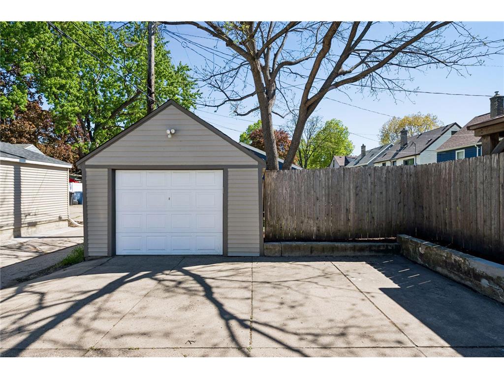 5637 26th Avenue S Minneapolis MN 55417 7065863 image40