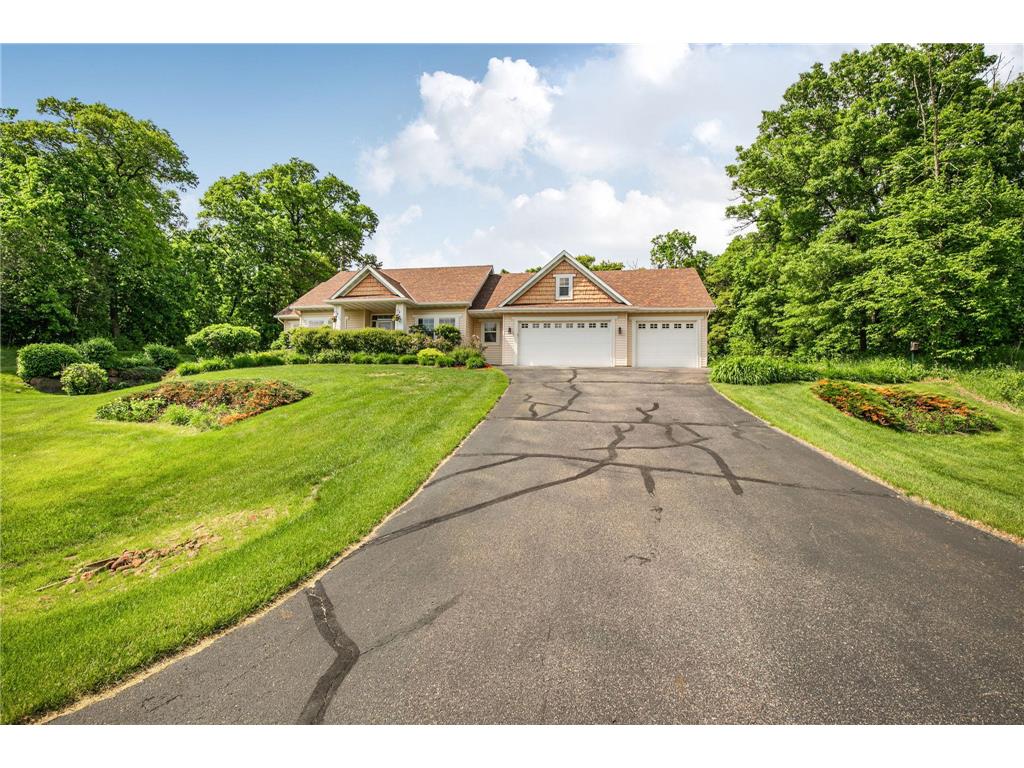 5638 Garden Hills Lane Saint Augusta MN 56301 7081848 image1