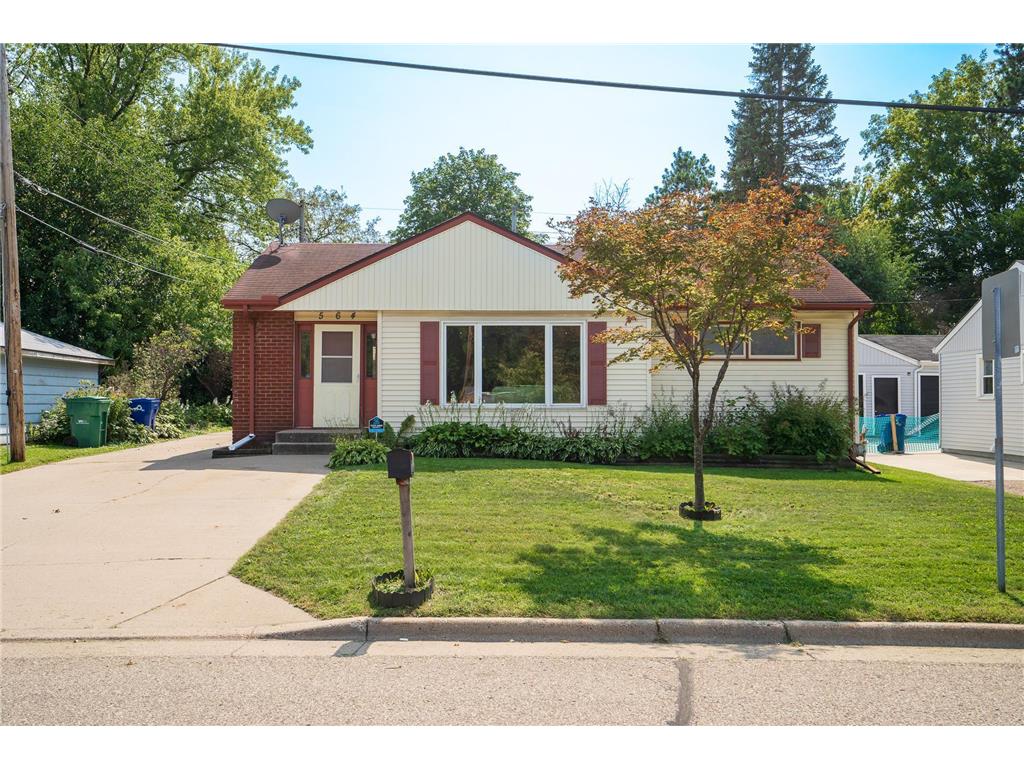 564 Larpenteur Avenue E Saint Paul MN 55117 6256653 image1