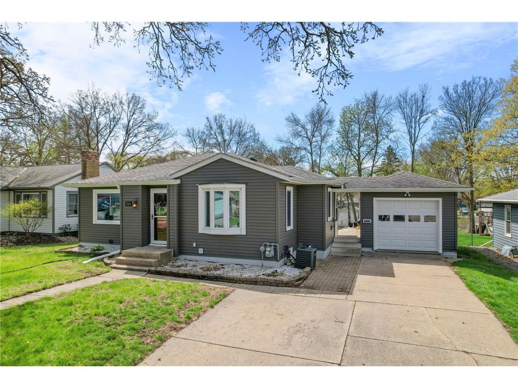 564 Madson Avenue SW Hutchinson MN 55350 7056900 image1