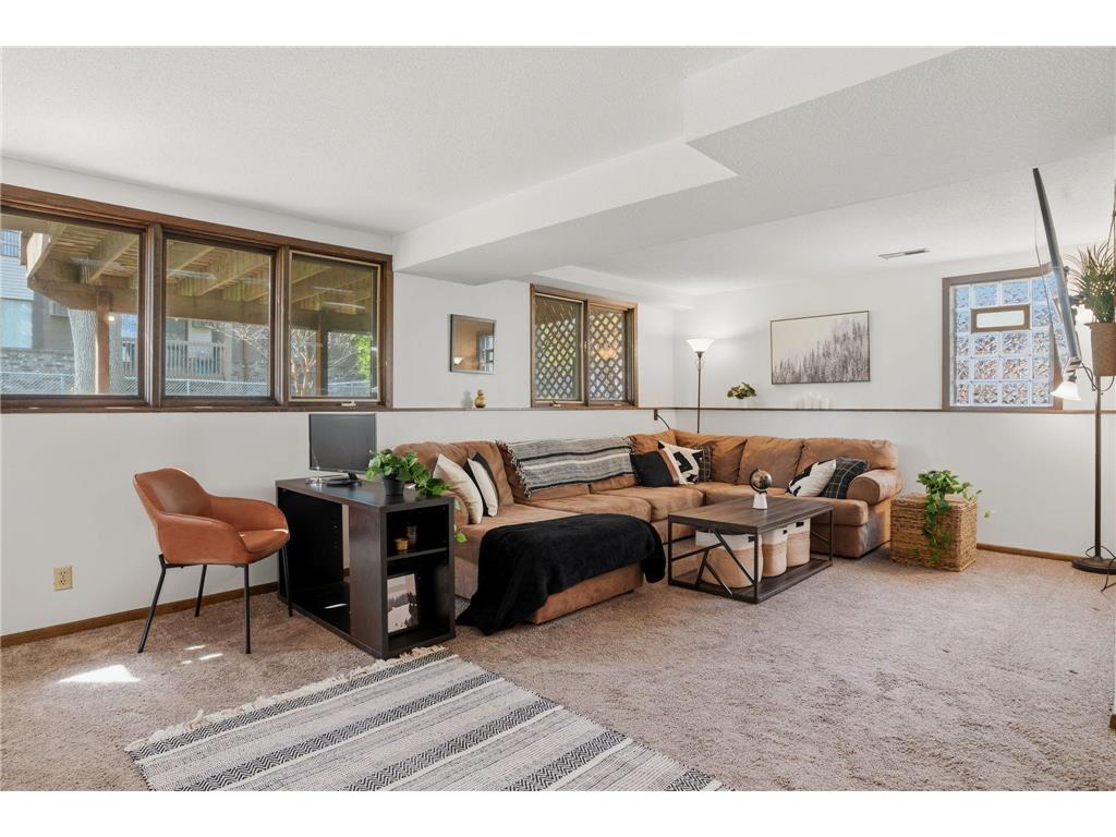 5640 Washburn Avenue S Minneapolis MN 55410 7061341 image16