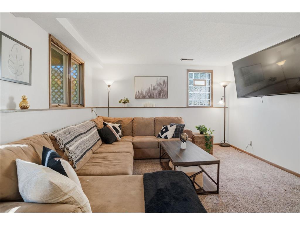 5640 Washburn Avenue S Minneapolis MN 55410 7061341 image17