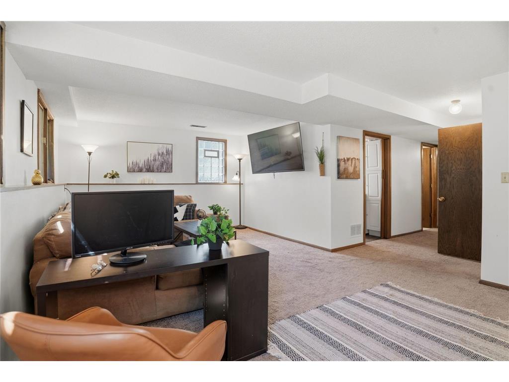 5640 Washburn Avenue S Minneapolis MN 55410 7061341 image18