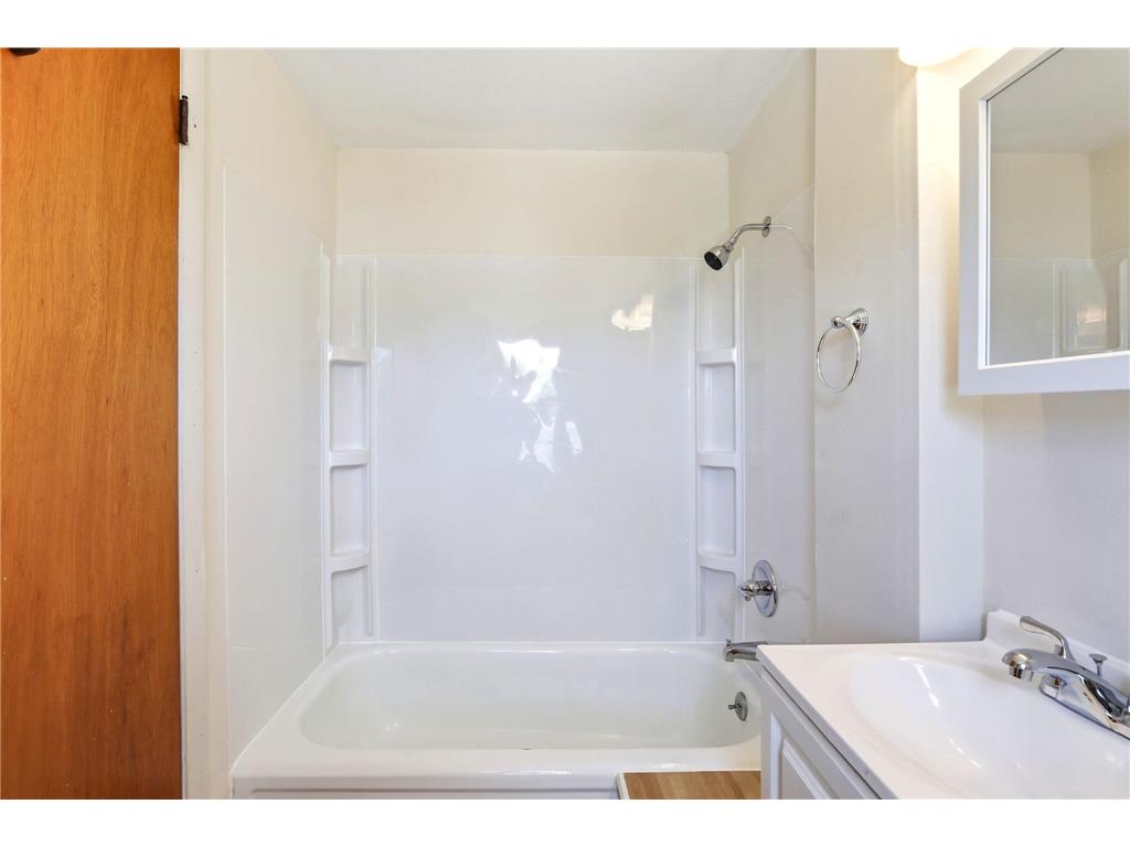 5641 21st Avenue S Minneapolis MN 55417 7106197 image26