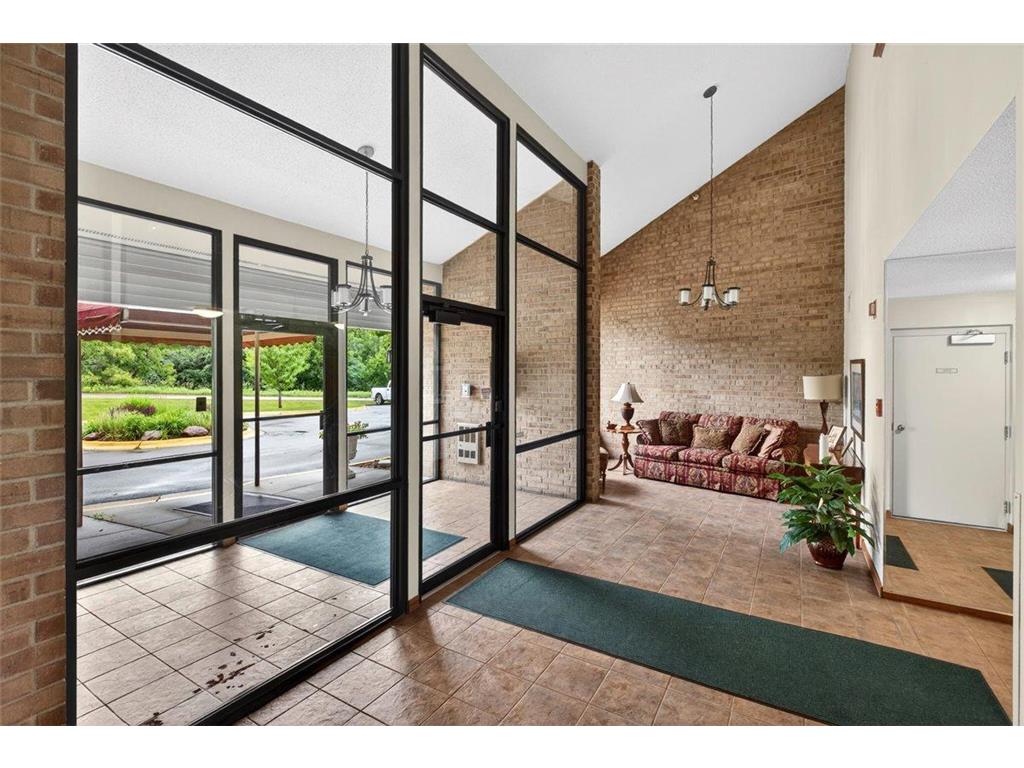 5643 Green Circle Drive #108 Minnetonka MN 55343 7088558 image39