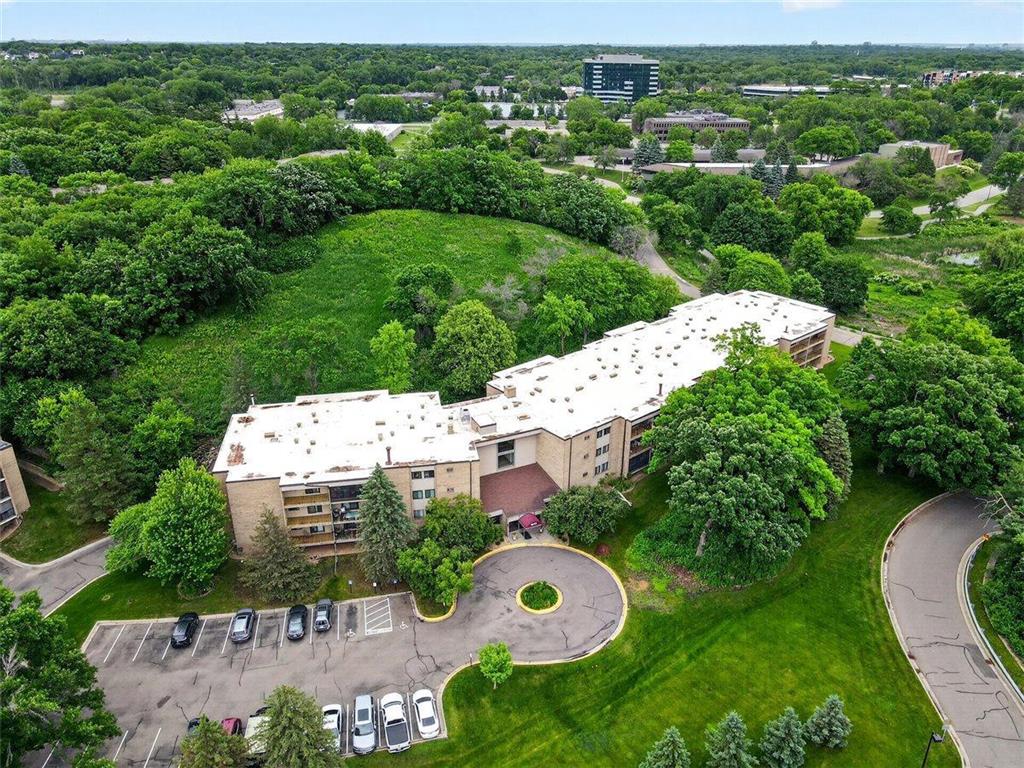 5643 Green Circle Drive #108 Minnetonka MN 55343 7088558 image40