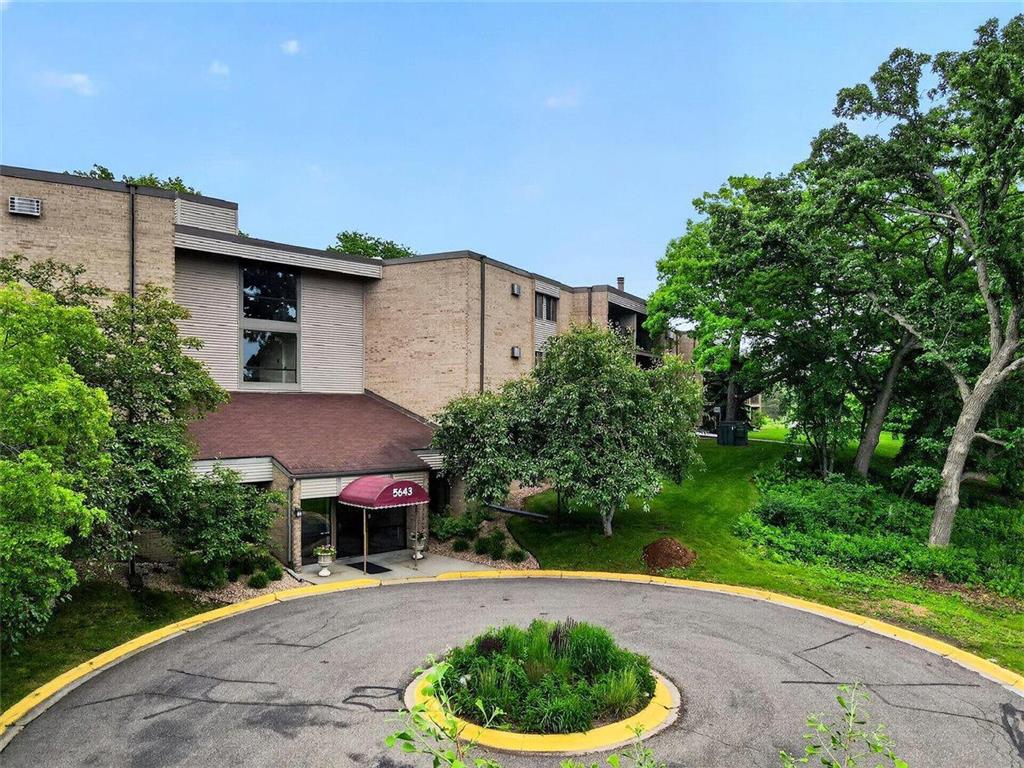5643 Green Circle Drive #108 Minnetonka MN 55343 7088558 image6