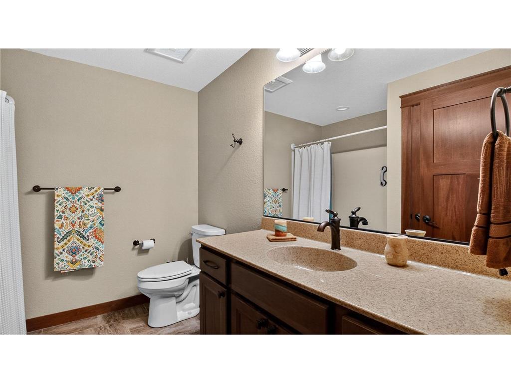 5643 Green Park Drive Eau Claire WI 54703 7018212 image15