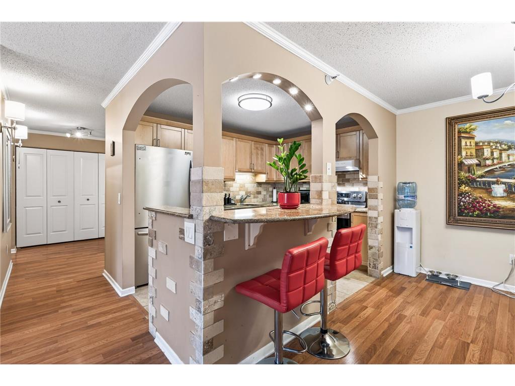 5645 Green Circle Drive #108 Minnetonka MN 55343 7017333 image1