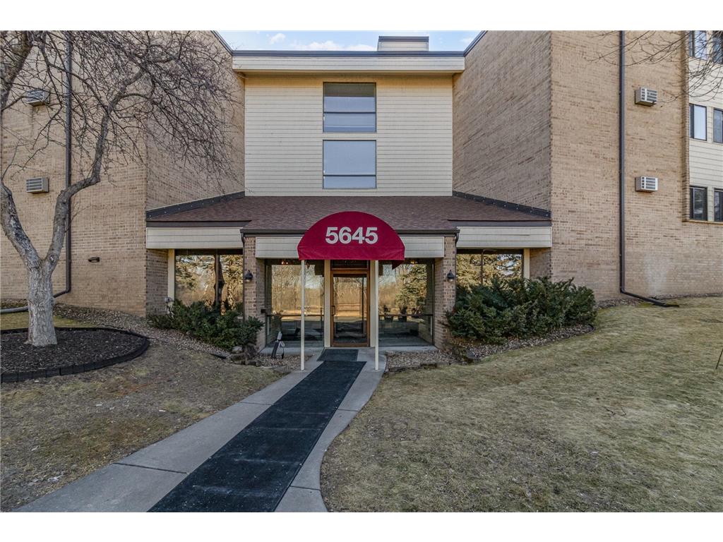 5645 Green Circle Drive #209 Minnetonka MN 55343 6677846 image1