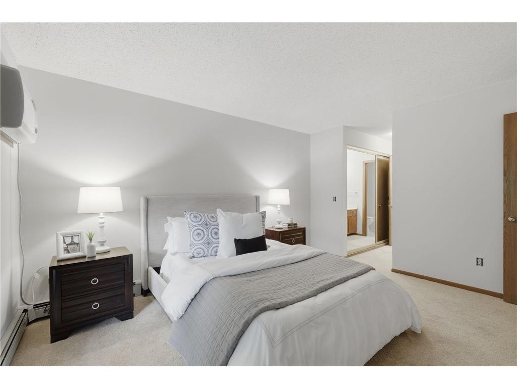 5645 Green Circle Drive #305 Hopkins MN 55343 7095703 image11