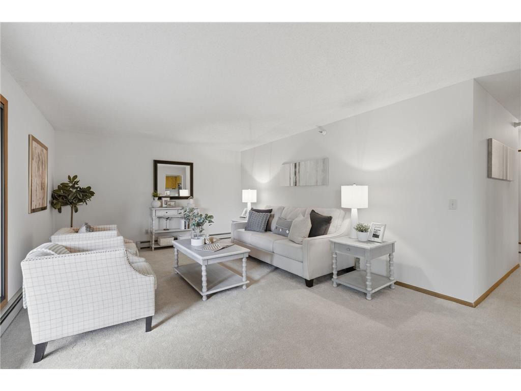 5645 Green Circle Drive #305 Hopkins MN 55343 7095703 image6