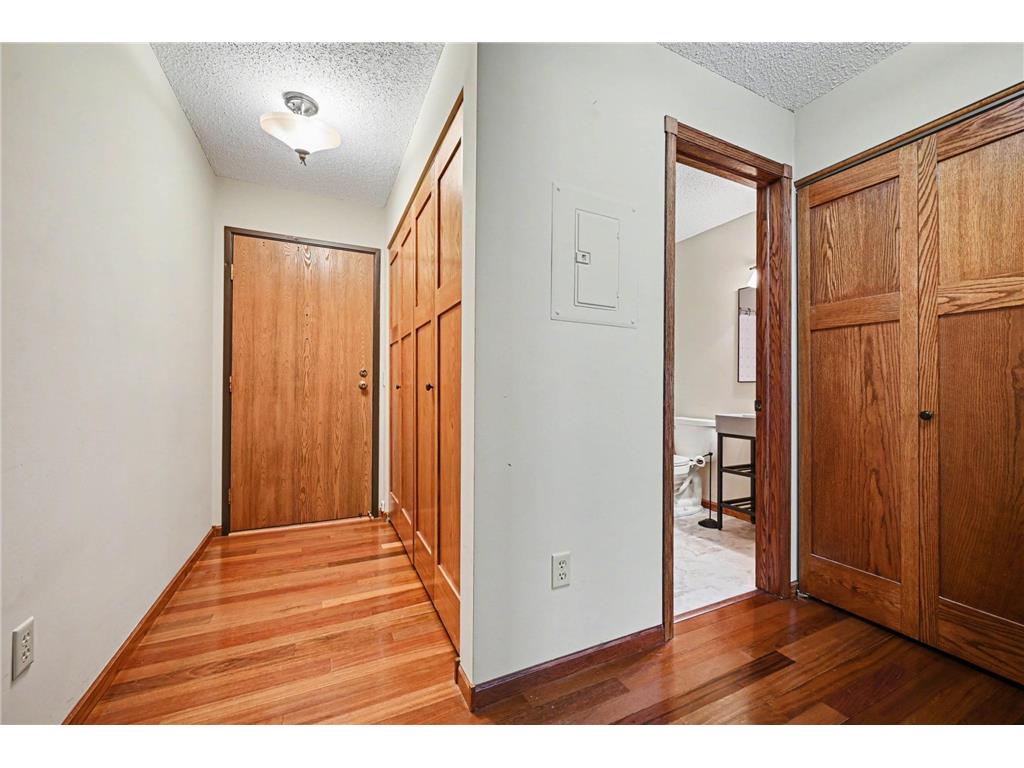 5645 Green Circle Drive #315 Minnetonka MN 55343 7018377 image5