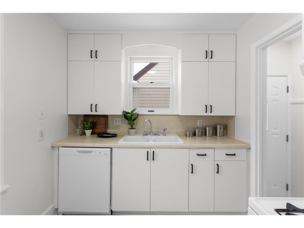 5649 26th Avenue S Minneapolis MN 55417 6826528 image12