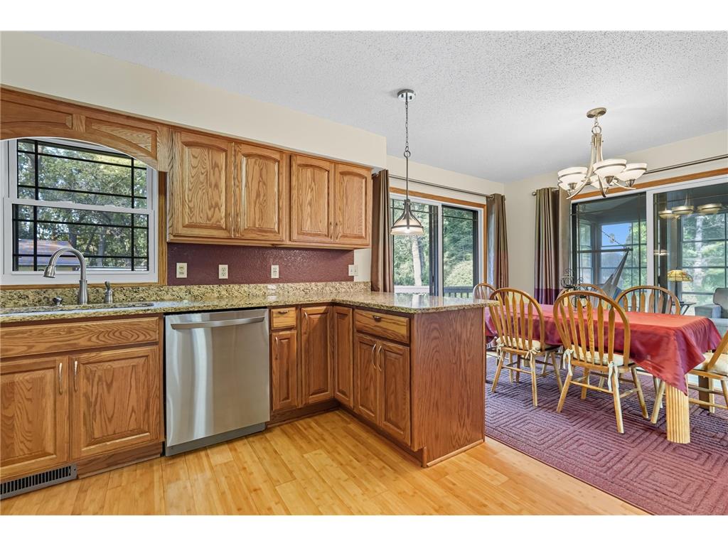 5649 Rebecca Lane Minnetonka MN 55345 7073611 image14