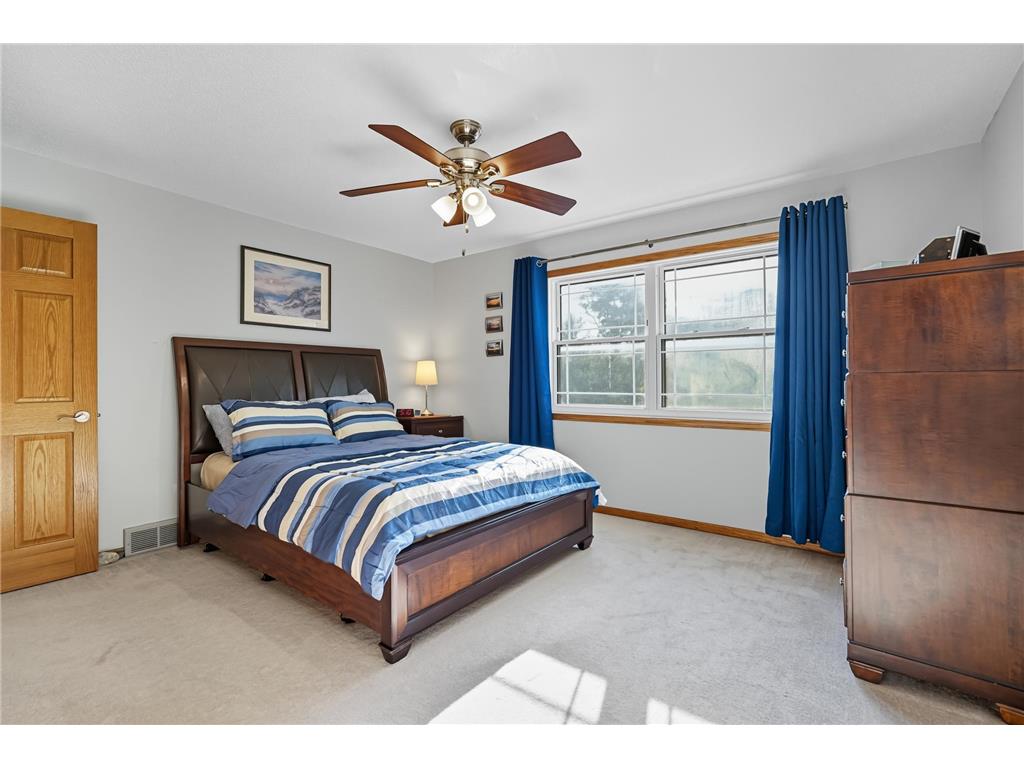 5649 Rebecca Lane Minnetonka MN 55345 7073611 image17