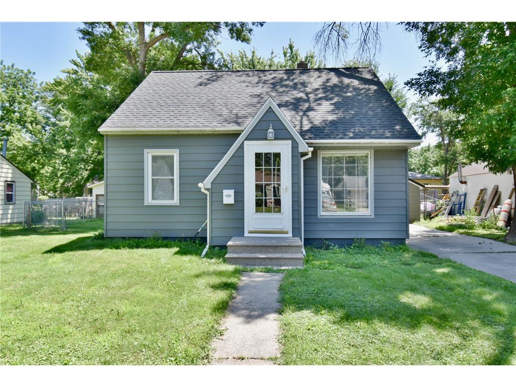 565 Clark Street NE Hutchinson MN 55350 6749320 image1