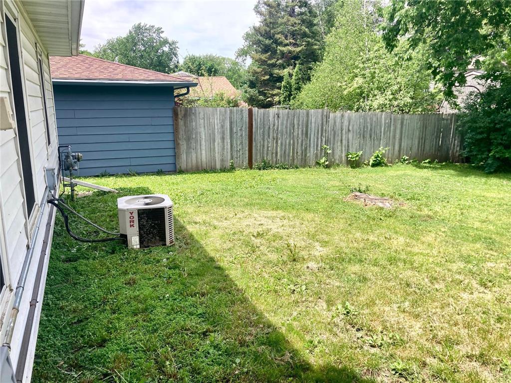 565 Madson Avenue SW Hutchinson MN 55350 7086984 image2