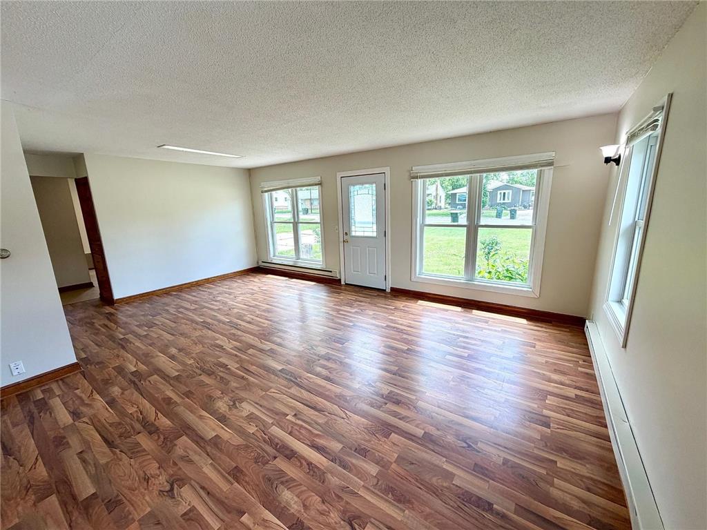 565 Madson Avenue SW Hutchinson MN 55350 7086984 image3