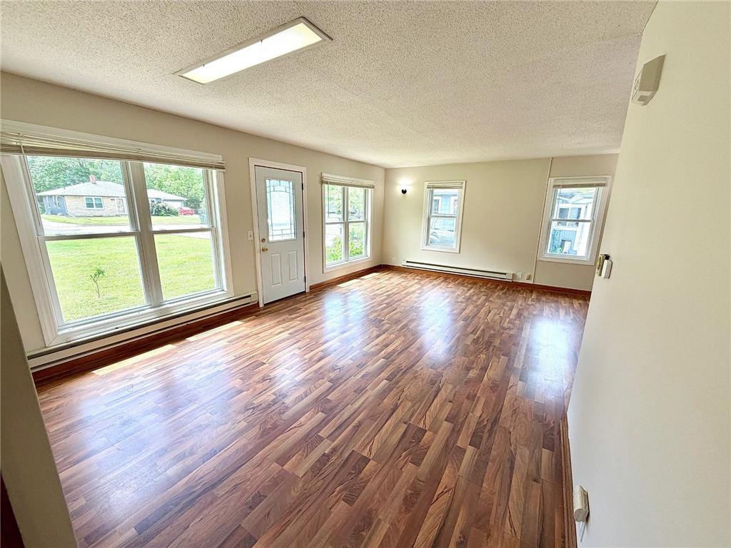 565 Madson Avenue SW Hutchinson MN 55350 7086984 image4