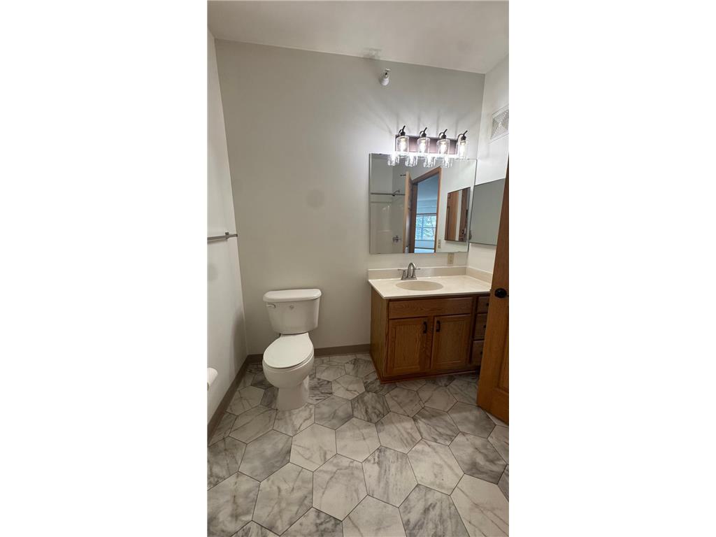 5650 Boone Avenue N #120 New Hope MN 55428 7081256 image7